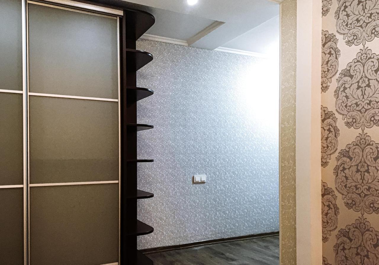 Apartment Studio In Town Centr Kamianets-Podilskyi Exterior foto