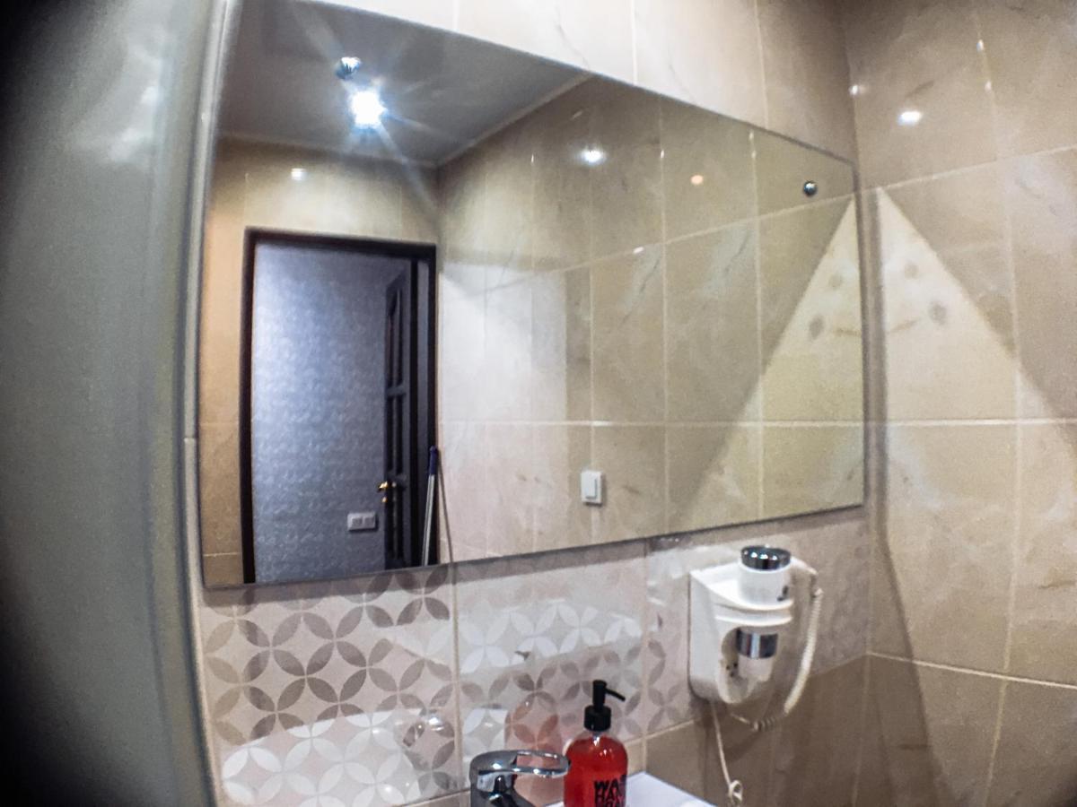 Apartment Studio In Town Centr Kamianets-Podilskyi Exterior foto